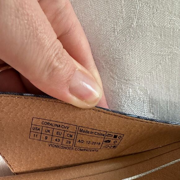 VIONIC Coralina Chevron Women Sandal Size (11) Slingback Wedge Espadrille - Picture 10 of 11
